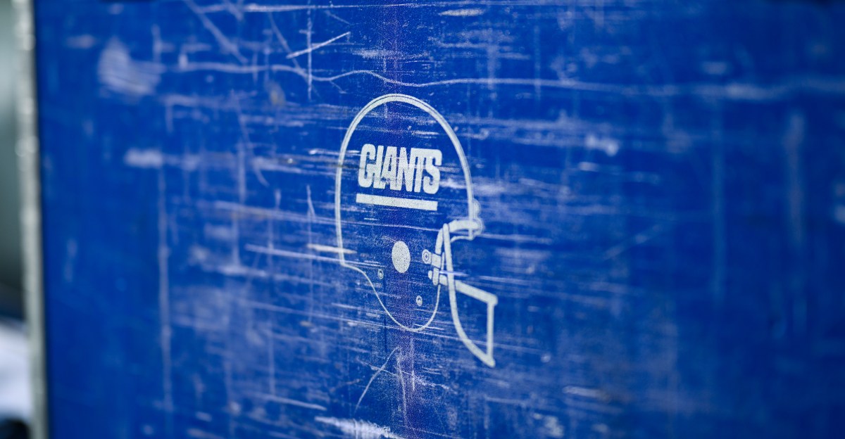 Giants Free Agency Analysis: Pinnock Returns, Daniel Jones' Risky Bet